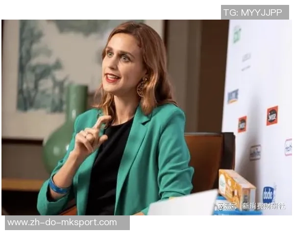 体坛：国本宜裕续约堕入困局，“要价100万美元年薪”不事实